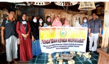 Dosen UMRI Lakukan Pengabdian ke Masyarakat Khususnya Pengrajin Rotan di Pekanbaru