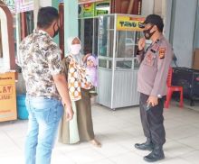 Hindari Penyebaran Covid-19, Polsek Pangkalan Kerinci Lakukan Operasi Yustisi Dialogis