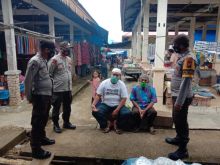 Polsek Pangkalan Lesung Berikan Teguran Lisan Kepada Masyarakat yang Tak Patuh Prokes