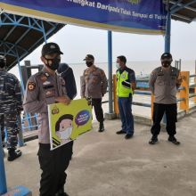 Antisipasi Penyebaran Covid-19, Polsek Kuala Kampar Beri Sosialisasi Kepada Masyarakat Teluk Dalam