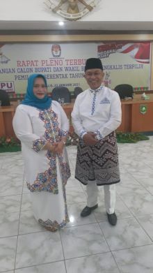 Pasangan pemenang pilkada Bengkalis Kasmarni-Bagus Santoso