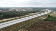 Jalan tol Pekanbaru-Bangkinang yang pengerjaannya masih berlangsung hingga saat ini. Foto: dok hk  