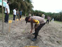 Laksanakan Program 100 Hari Kerja Kapolri, Polsek Ukui Realisasikan Program Kampung Tangguh