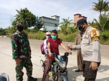 100 Hari Program Prioritas Kapolri, Polsubsektor Pelalawan Gelar Yustisi Gabungan