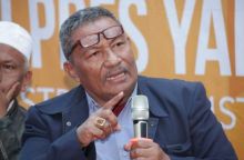 Pengamat Politik, Muslim Arbi