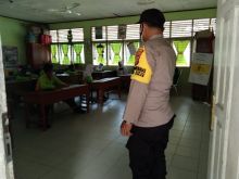 Kapolsek Ukui Perintahkan Bhabinkamtibmas Kecamatan Ukui Data dan Pantau Pelaksanaan Belajar Tatap Muka