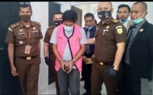 Kejari Pelalawan Tahan Tersangka Dugaan Korupsi BMUD Tuah Sekata Pelalawan (foto/Ardi) 