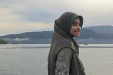 Instagram: Sherly Annavita