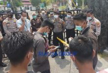 Aksi damai Mahasiswa Amperga