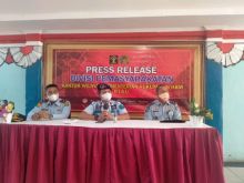 Penggeledahan kamar tahanan lapas Bengkalis