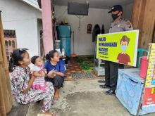 Polsek Bunut Patroli di Pasar Tradisional Guna Cegah Kriminalitas dan Sosialisasi Prokes