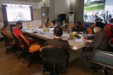 Bupati Siak Alfedri Ikuti Rakor Pendendalian Karhutla di Provinsi Riau (foto/lin) 