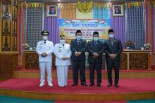 Bupati Bengkalis Saat Rapat Paripurna Di Gedung DPRD
