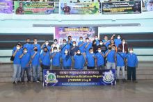 Foto bersama panitia