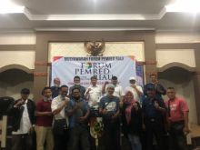 Peserta Musyawarah Forum Pimred foto bersama
