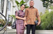 Krisdayanti dan Raul Lemos