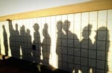 Ilustrasi antrean. Foto: Internet