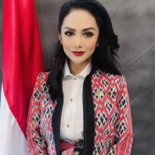 Krisdayanti [Instagram/@krisdayantilemos]