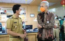 Potret Gibran Rakabuming Dengan Ganjar Pranowo, Netizen: Kandidat Presiden dan Gubernur (foto/int) 