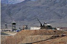 Senjata anti-pesawat dipasang di kompleks fasilitas pengayaan uranium Natanz, selatan Teheran, Iran. Foto/CC BY 2.0/HAMED SABER/NATANZ NUCLEAR