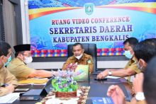 Wabup Bengkalis Bagus Santoso saat menggelar rapat