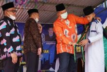 Bupati Siak Wisudakan 45 Santri di Pesantren Amanah Tarbiyah Islamiyyah Sabak Auh Siak (foto/ist) 