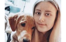 Rachel Hick dan anjingnya Jimmy. Foto: mirrow