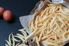 Ilustrasi kue telur gabus keju