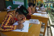 Suasana lomba mewarnai dan menggambar yang diadakan RAPP dan APR. Kegiatan ini dijalankan sesuai dengan protokol kesehatan sesuai dengan anjuran pemerintah (foto/ist) 