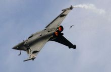 Pesawat tempur Rafale. Foto: cnnindonesia.com/AP Photo/Francois Mori, File