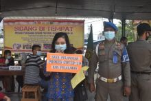 Giat Gakkum Prokes, 46 Warga Pangkalan Kerinci Terjaring Tak Pakai Masker (foto/Ardi) 