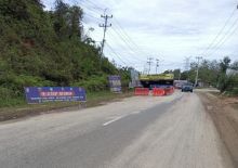 Pos Penyekatan di XIII Koto Kampar Dilewati Kendaraan Tanpa Pemeriksaan Petugas