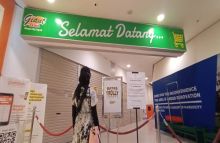 Gerai Giant tutup. Foto: Internet