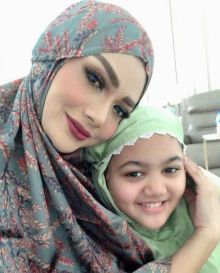 Krisdayanti dan Ariannha Amora Lemos [Instagram/@krisdayantilemos]