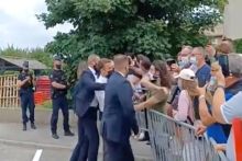 Presiden Prancis ditampar oleh Warga 