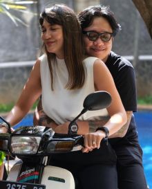 Luna Maya dan Gofar Hilman [Instagram/@pergijauh]