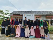 Rumah Qur'an Hajjah Rohana: Focus Tahfiz Qur'an Tetap Belajar Pokok KeIslaman (foto/ist) 
