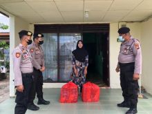 Polres Inhil Berbagi Nasi Kotak ke Sejumlah Panti Asuhan (foto/rgo) 