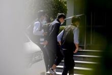 Penangkapan editor dan pemimpin redaksi Apple Daily