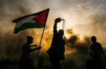 Warga Palestina Pertahankan tanahnya dari gempuran zionis Israel. Foto: Internet