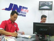 Catat, Besok Gratis Kirim Paket Lewat JNE Untuk Dalam Pekanbaru, Ini Syaratnya (foto/int) 