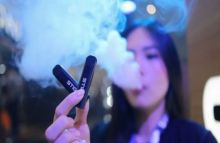 Ilustrasi penggunaan vape. Foto: Internet
