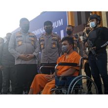 AIP hanya bisa menyesal dihadapan Kapolda Riau, Irjen Agung Setya Imam Effendi.