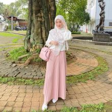 Larissa Chou [Instagram/@larissachou]