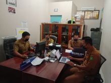 Panitia pendaftaran di SMA negeri 1 Bengkalis