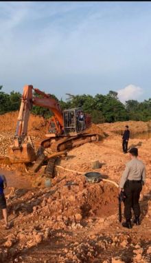Marak PETI Gunakan Alat Berat Jenis Ekskavator, Kapolres: Kami Tindak Tegas Dan Proses Hukum (Foto/int) 