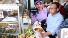 Meme Gubernur DKI Jakarta Anies Baswedan saat makan di warteg