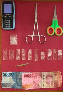 Barang bukti tersangka