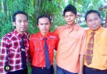 Unggah Foto Jadul Narji dan Wendy Waktu Masih Gimbal, Denny Cagur: Coboy Junior is Back (foto/int)