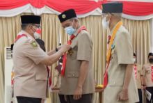 Terima Lencana Darma Bakti, Wawako Pekanbaru Ayat Cahyadi: Pramuka Berbakti Tanpa Henti (foto/riki)